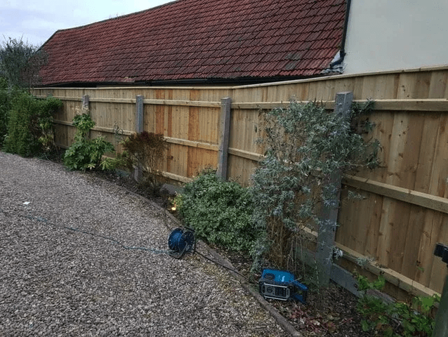 Screenshot 2020-10-22 at 09.53.43 Fitted Fence by Advantage Fencing